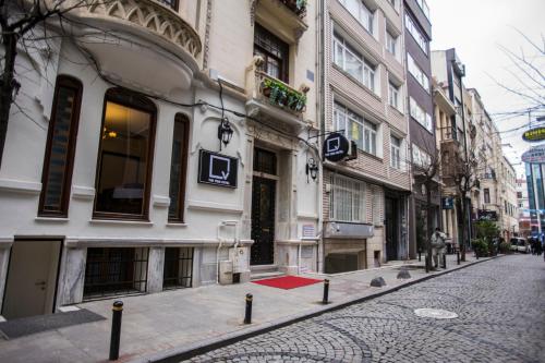 The Void Hotel – Istanbul, TR