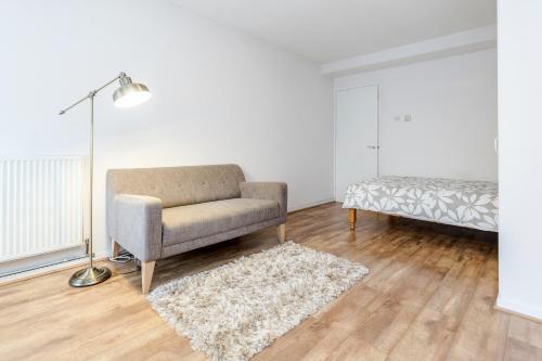 Cosy studio near Big Ben, Londýn (fotografie 6)