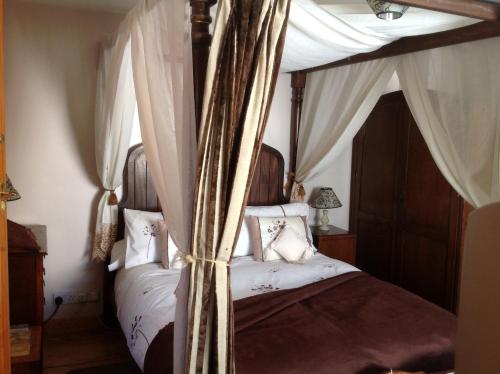 爱丽丝宾馆 (Alice Guest House) in 切尔滕纳姆