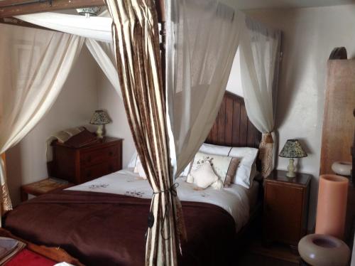 爱丽丝宾馆 (Alice Guest House) in 切尔滕纳姆