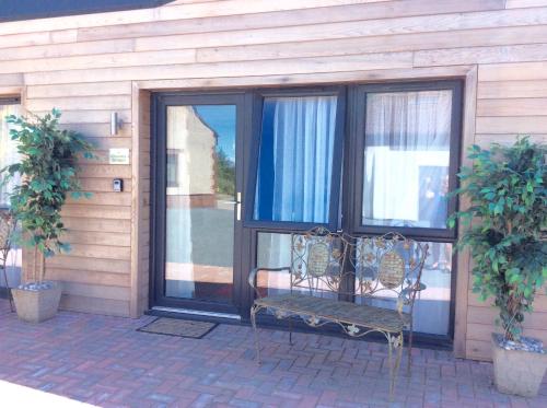 Entrance, Cloverlea Cottages in Westerleigh