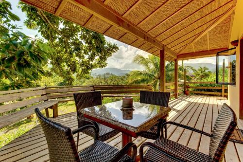 Alrededores, Sleeping Giant Rainforest Lodge in Good Living Camp