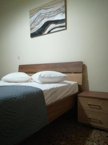  Sofy Room 4 in Moírai