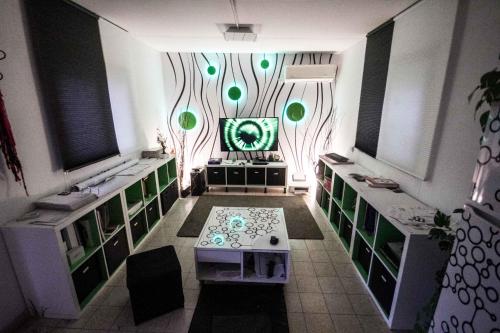 Quiet and beautiful bungalow near to old Jaffa City in 南特拉維夫