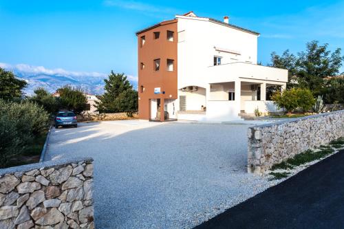  Apartmani Marni in Ražanac