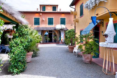 Fattoria Santa Lucia Borgo alla Cantina - Accommodation - San Gervasio