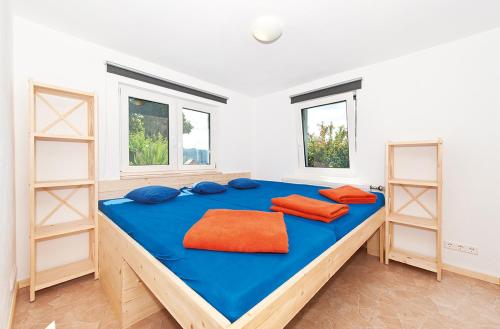 Triple Room with Mountain View