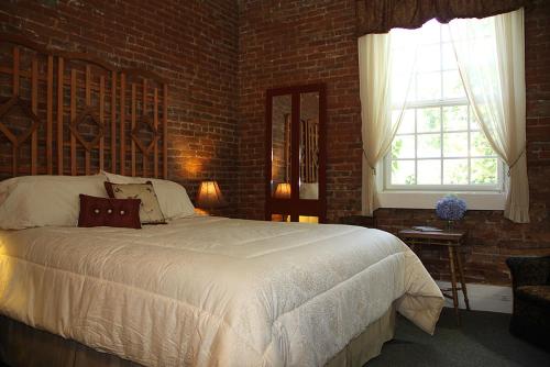 Imperial Hotel Amador City (CA)