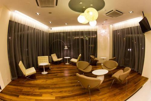 Shared lounge/TV area, Mood Hotel in Skudai