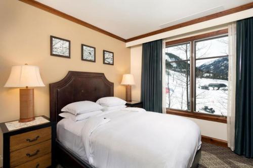 Ritz-Carlton Club 3 Bedroom Luxury - image 8