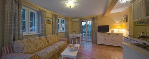 Villa Rosa - main image