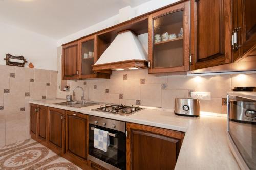 virtuve, Villa Zonti in Bubani
