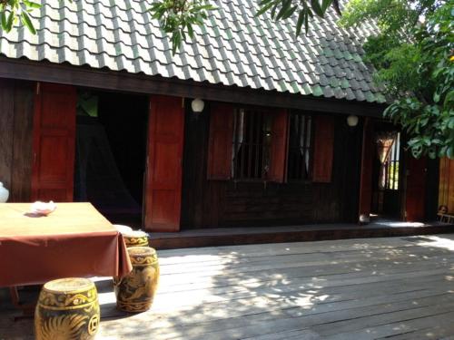 Ayothaya Riverside House