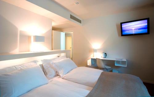 Hotel Lavaux - image 8