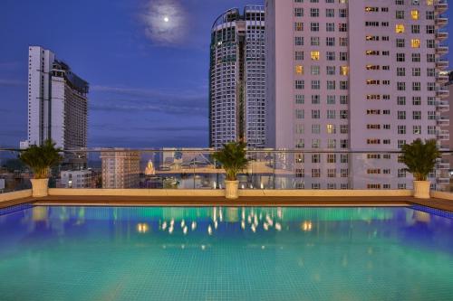 수영장, 사타 호텔 (Sata Hotel) in 나트랑 / 나짱