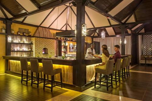 Highly-rated bar