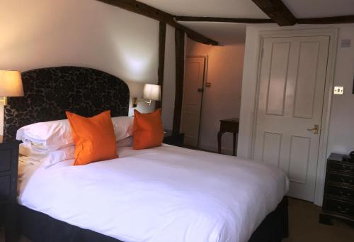 The Angel Inn - image 12