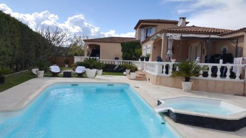 VILLA ROMA