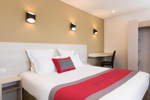 1 queen bed