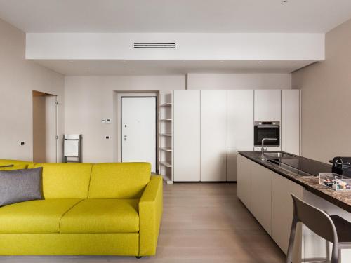 easyhomes-Duomo Suites & Apartments