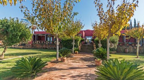 Finca Son Cifre Manacor by PriorityVillas