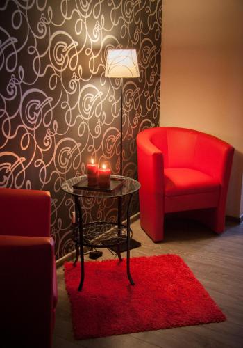 M0 Caffe & Motel - image 2