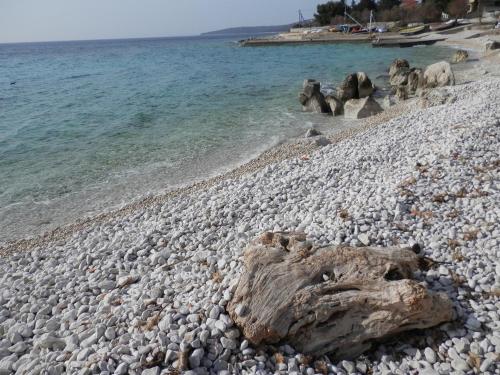 Guest House Tiho in Silba
