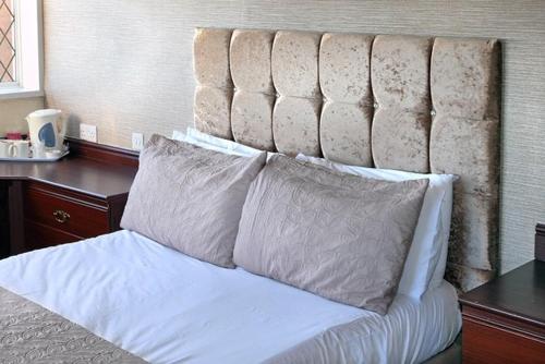 Park Hotel - image 10