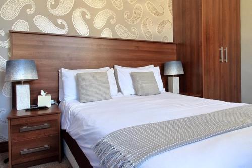 Park Hotel - image 14