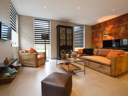  Splendid ground floor apartment with garden in the very center of Spa in Spa