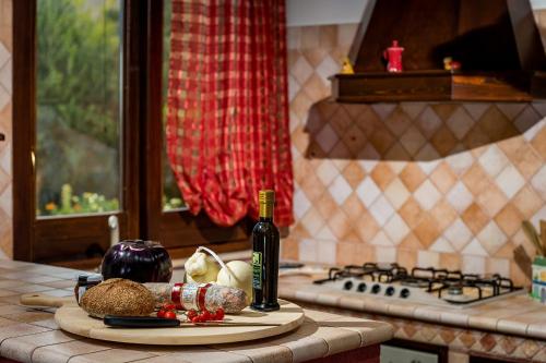 Rustic Villa with Pool, Sicily in กาเซ บอสชา