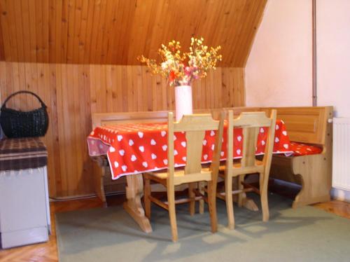 Apartmani U Borovoj Šumi - image 12