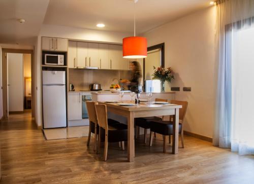 Apartaments Maritim - Apartment - Castelldefels