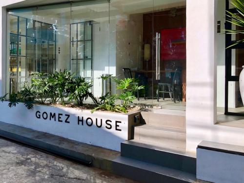 Gomez House