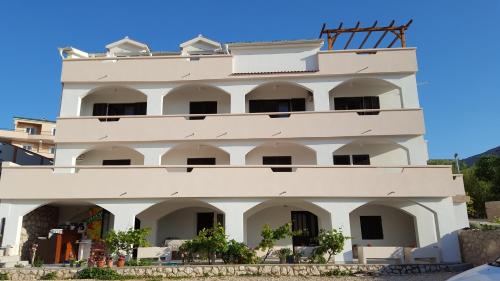 Apartment Metajna 4120c - image 8