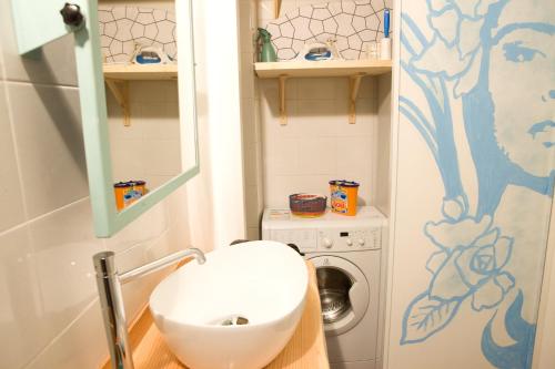 Private Modern Studio Paolina City Center, Rome (photo 9)