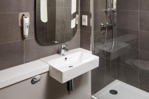 ibis Coventry South - image 10