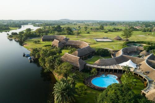 Vue extérieure, The Royal Senchi Hotel and Resort in Akosombo