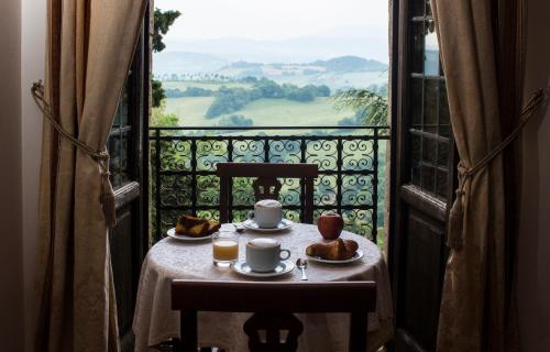 餐飲選擇, Castello Di Petroia Dimora d'Epoca in 古比歐