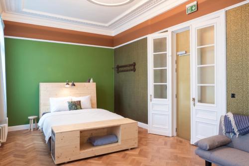 22b&b - image 3