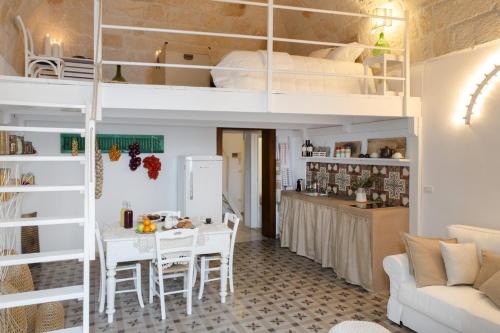 Allure 84 - Little Gem in the heart of the old town 2