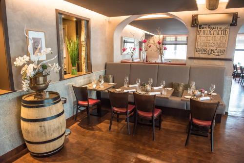 ห้องอาหาร, Hotel Zur Post in วีห์ล