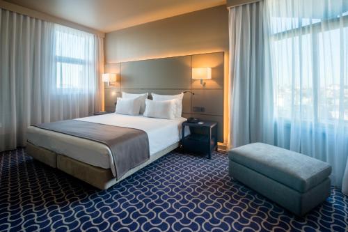 Hotel Dom Henrique - Downtown - image 6