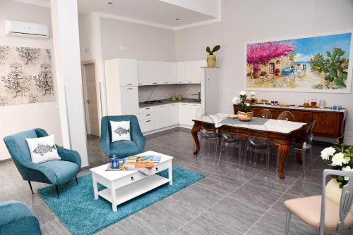 DolceLina Home 2