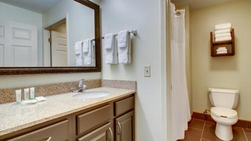 Photo - Staybridge Suites Madison - East, an IHG Hotel