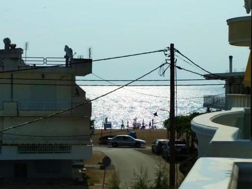  SEA AND SKY APARTMENT in Néa Péramos