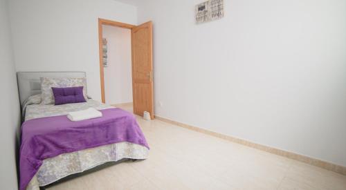 AR Home - Apartamento de 3 dormitorios con ascensor en Las Huesas, Telde