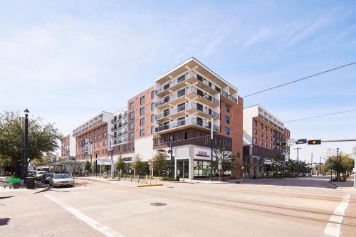 Sonder at Mid Main Lofts - image 3