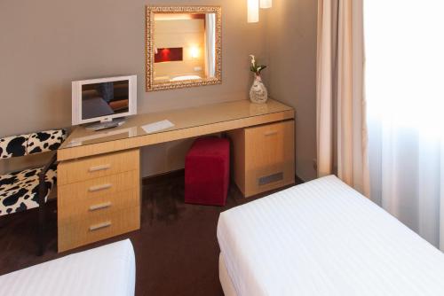 Economy Twin Room