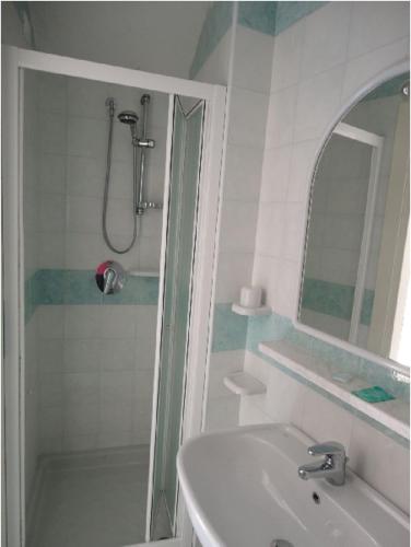Hotel Candia - image 14